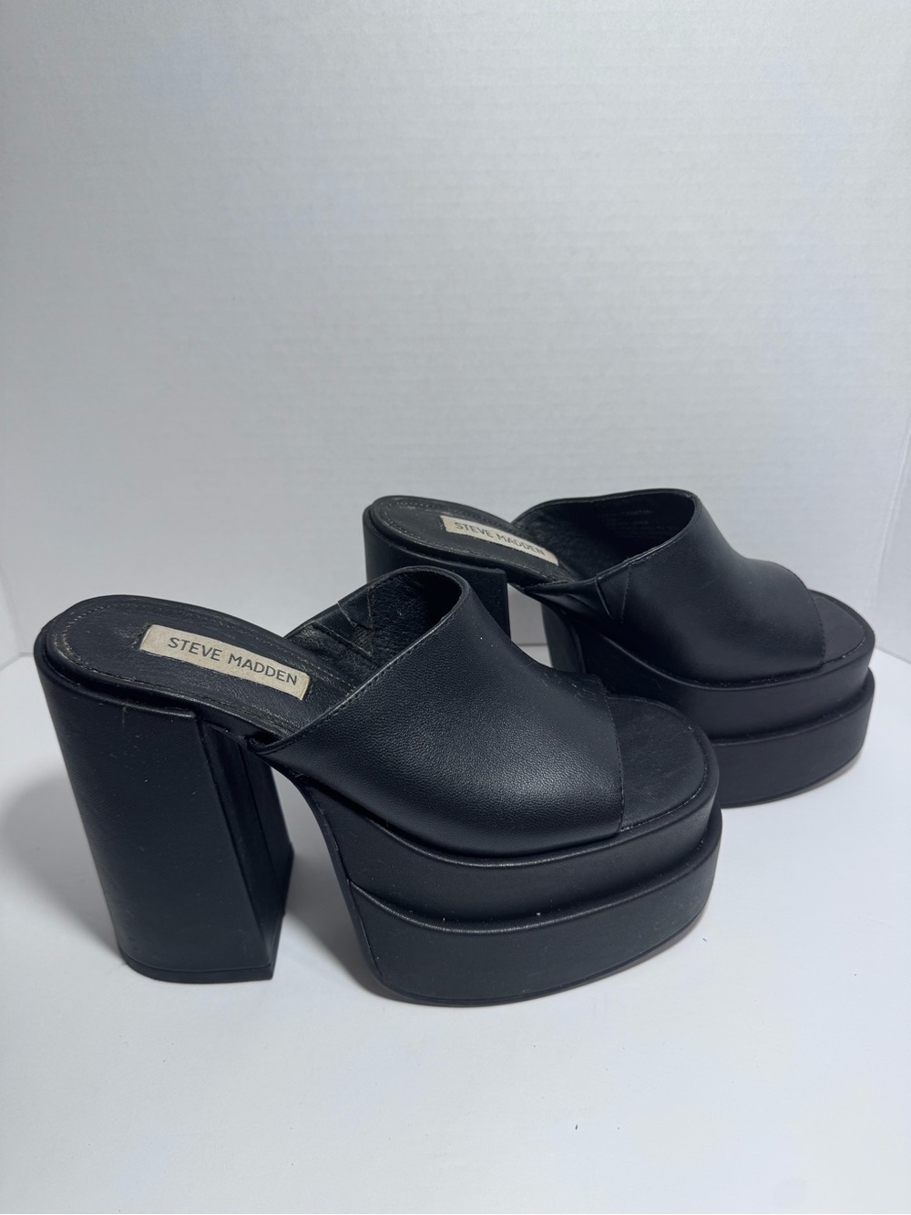 Steve Madden Black Leather Platform Chinky Slide Sandals Mules